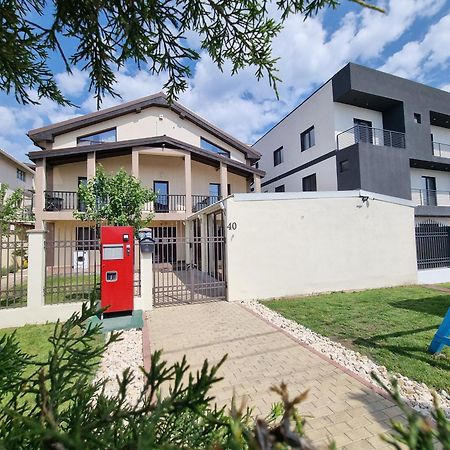 Vila Dumio Hotel Eforie Nord Luaran gambar