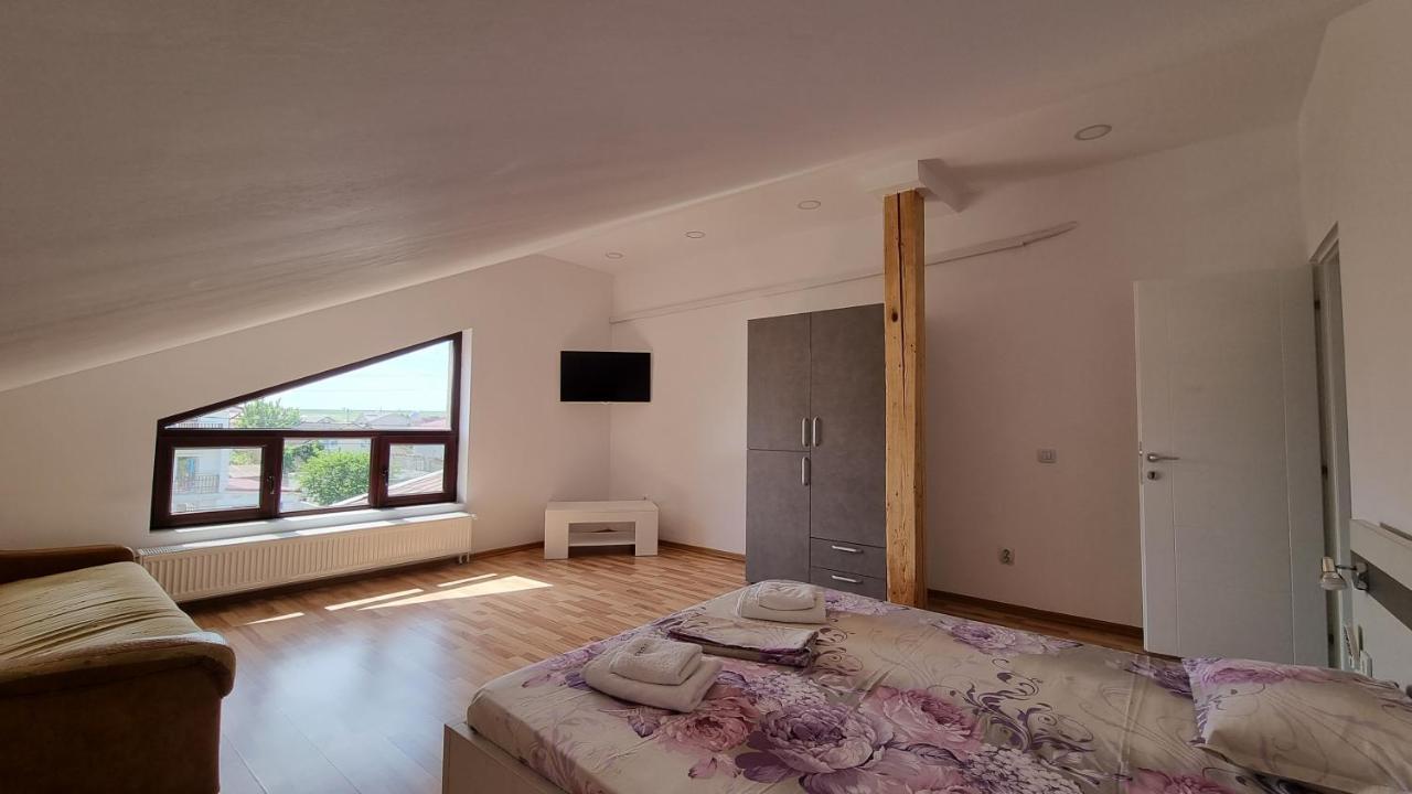 Vila Dumio Hotel Eforie Nord Luaran gambar