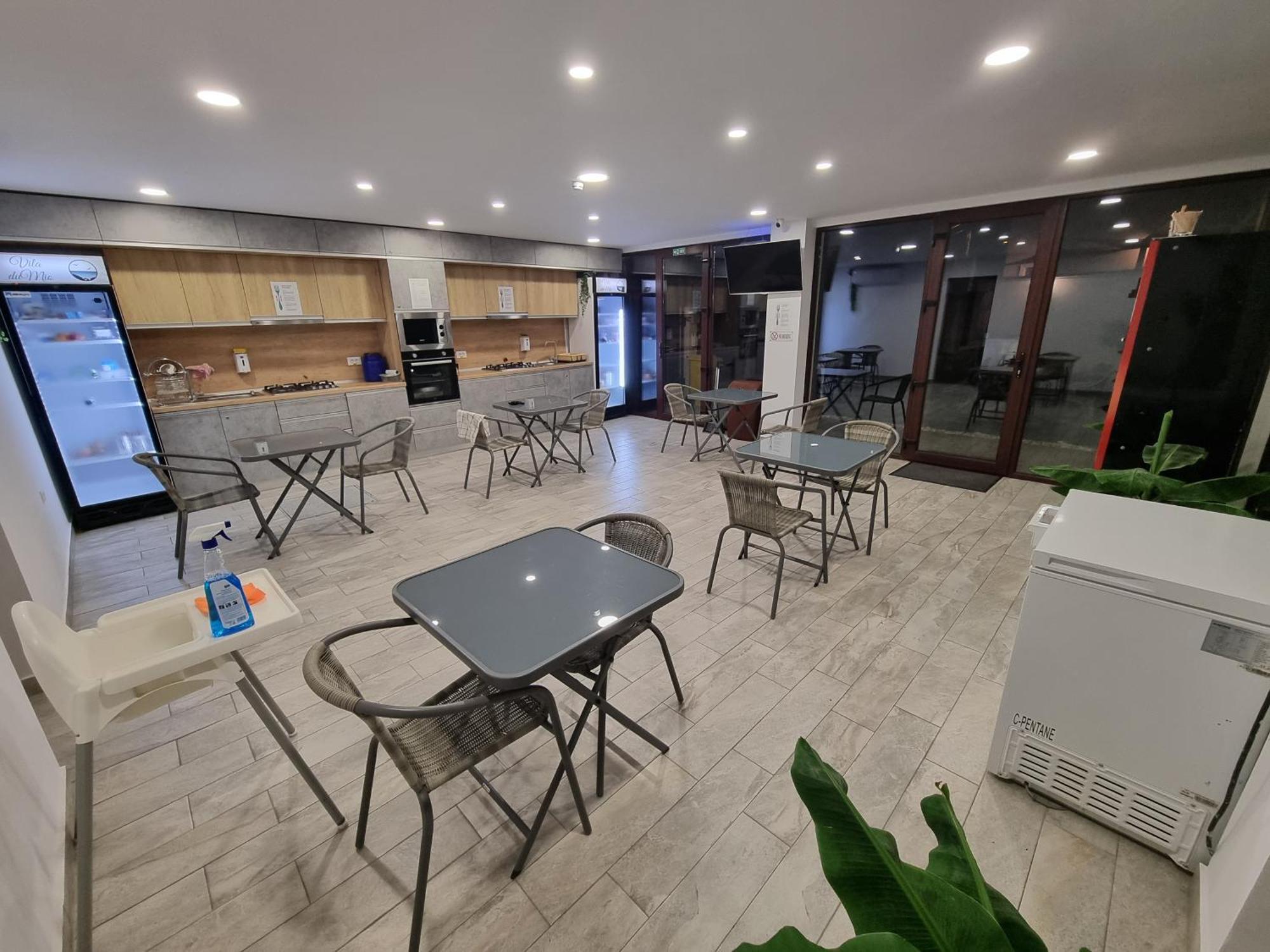 Vila Dumio Hotel Eforie Nord Luaran gambar